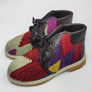 39EU(9US)Women Ankle Kilim Boots, Handwoven Vintage Kilim Boots, Rubber sole Kilim Boots, One of a Kind Kilim Boots, Comfy Boots