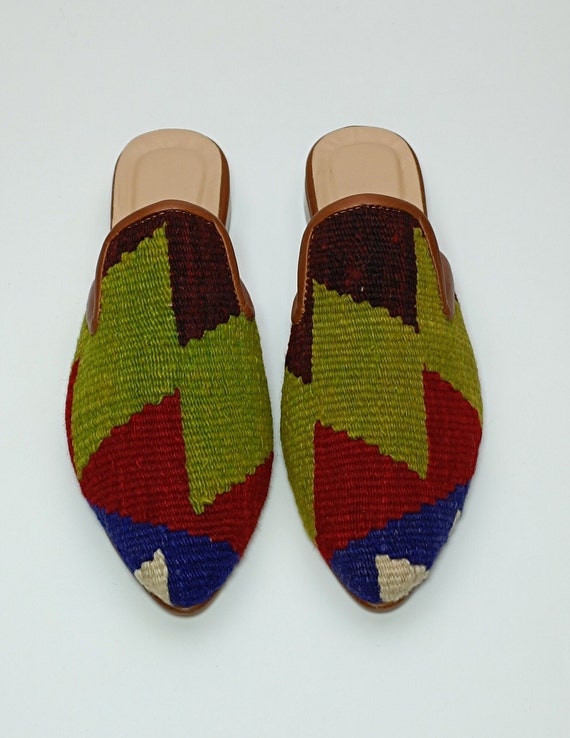 Women Kilim Pointy Toe Mules 35EU5US Traditional Turkish Vintage Kilim Mules Unigue Shoes Handcrafted Slipper Kilim Rug Etsy Canada