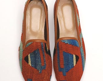 39EU(9US)Women Kilim shoes, Vintage Kilim Ioafer, Turkish Kilim shoes, One of a kind Kilim Loafer, Kilim slip ons