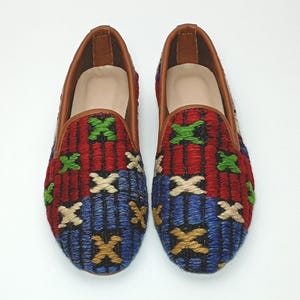 37EU(7US)Women Kilim shoes, Handmade Turkish kilim Shoes, Traditional Kilim Shoes, Bohemian style, Vintage Kilim Rug