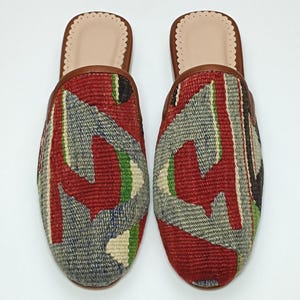 Women&#39;s Kilim Mules 37EU(7US), Carpet Shoes, handmade Kilim Slipper, Ethnic Turkish Shoes, Barefoot Kilim Slipper, Kilim slides, Mules