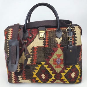 Original Kilim Weekender, Vintage handwoven Kilim Duffel Bag, One of a kind Weekender, Weekender with supple Cow Leather, Boho weekender