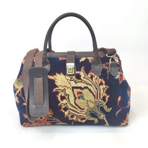 Original carpet bag, vintage Handknotted carpet tote bag, handcrafted rug bag, one of a kind carpet bag, boho chic
