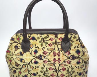 Vintage Turkish Kilim Carpet Bag: Handcrafted Leather Top Handle Purse