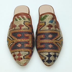 Women Mules 36EU(6US), Handwoven Sumak Kilim slipper, One of a kind Shoes, Handcrafted Kilim Mules, Leather sole Mules, Boho Style