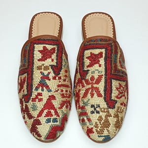 Women&#39;s kilim Mules 37EU (7US), Trendy Kilim Mules, Turkish sumak Kilim Slipper, Kilim shoes, Trendy Loafer, Handmade kilim Rug Slides