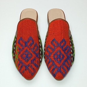 women&#39;s Pointy Kilim Mules 41EU(11US), handmade Kilim shoes, Vintage Kilim Mules, Bohemian Mules, handcrafted Kilim Shoes, Boho Style