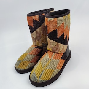 38EU(8US)Women leather Trim Half kilim Boots, Handwoven Kilim Boots, Rubber sole Kilim Boots, One of a Kind Kilim Boots, Comfy Boots
