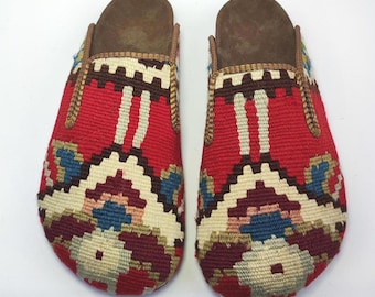 42 EU/ 9 US/ 8 UK Handwoven Kilim Clogs: Men's Vintage Turkish Rug Shoes
