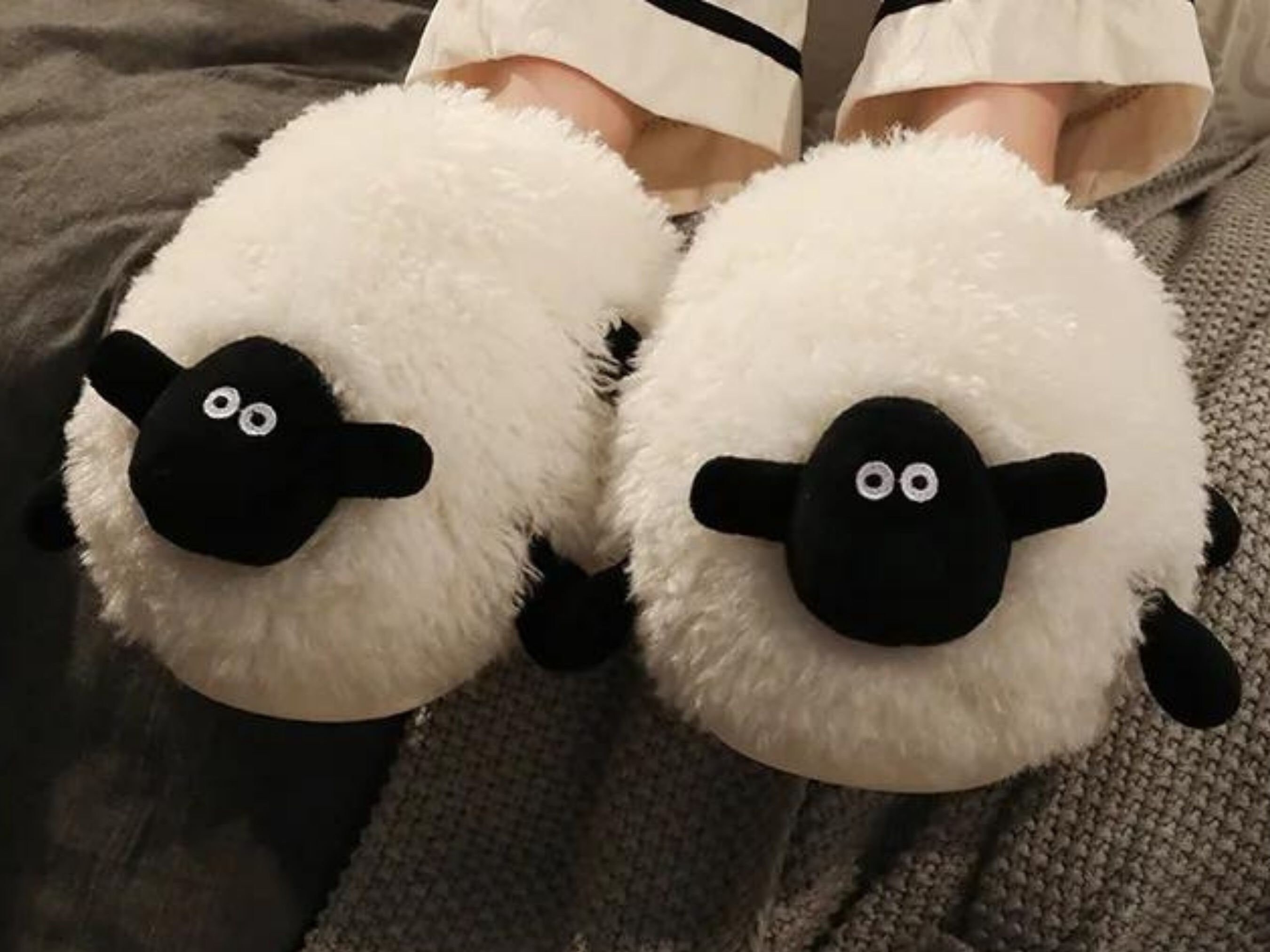 Little lamb slippers new arrivals