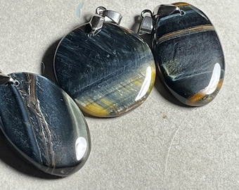 Ciondolo occhio di falco