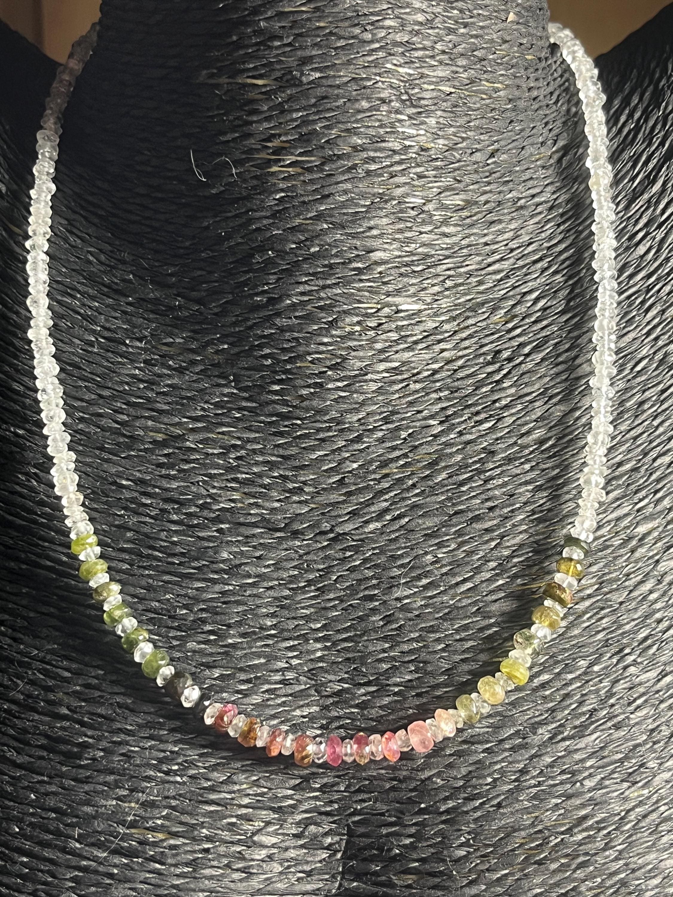 Collier De Perles Vintage – Pâte De Verre Et Cristal De Bohême – Tons Gris – Laiton
