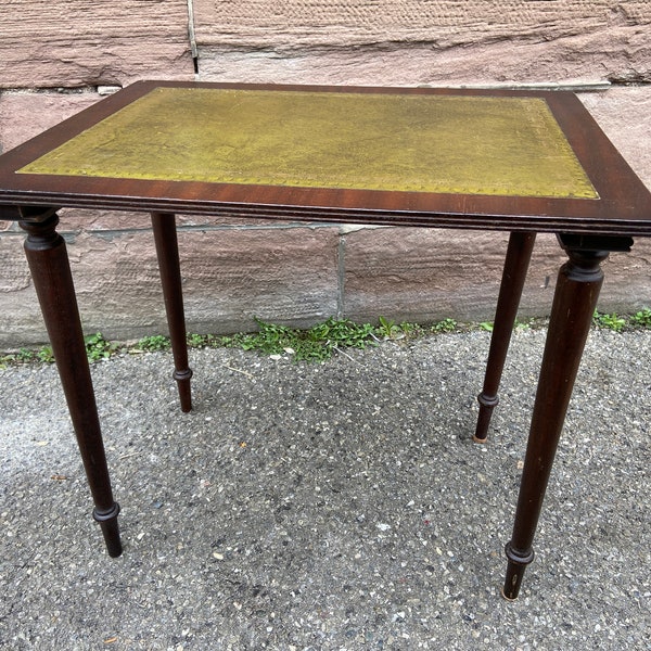 selette console table basse chevet style Empire bois et cuir vintage 1950s french table acajou