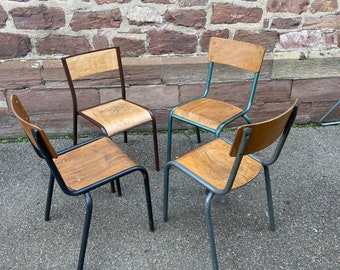 ref 417 set de 4 chaises d'école métal et bois design Mid-century vintage 1960 dépareillée dismatch Mullca Delagrave french school chairs