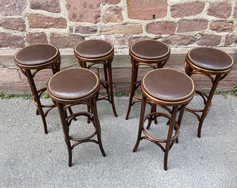 Set de 6 Tabourets de bar restaurant Pub taverne bois Courbé 1960 bentwood Stool Thonet bar stool leather