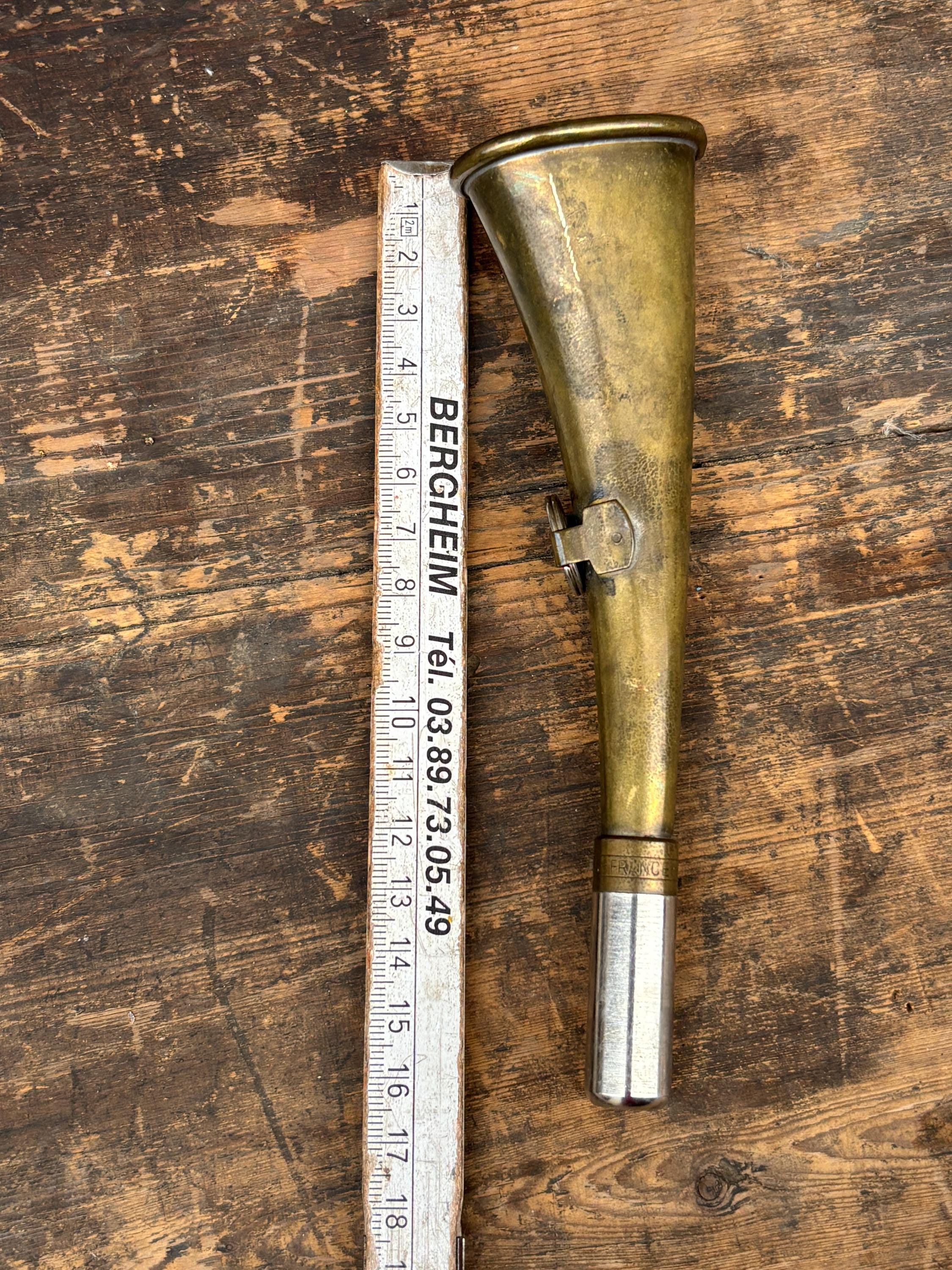 小型狩猟用ホルン、真鍮製狩猟用ホルン、ヴィンテージのフランス製狩猟 