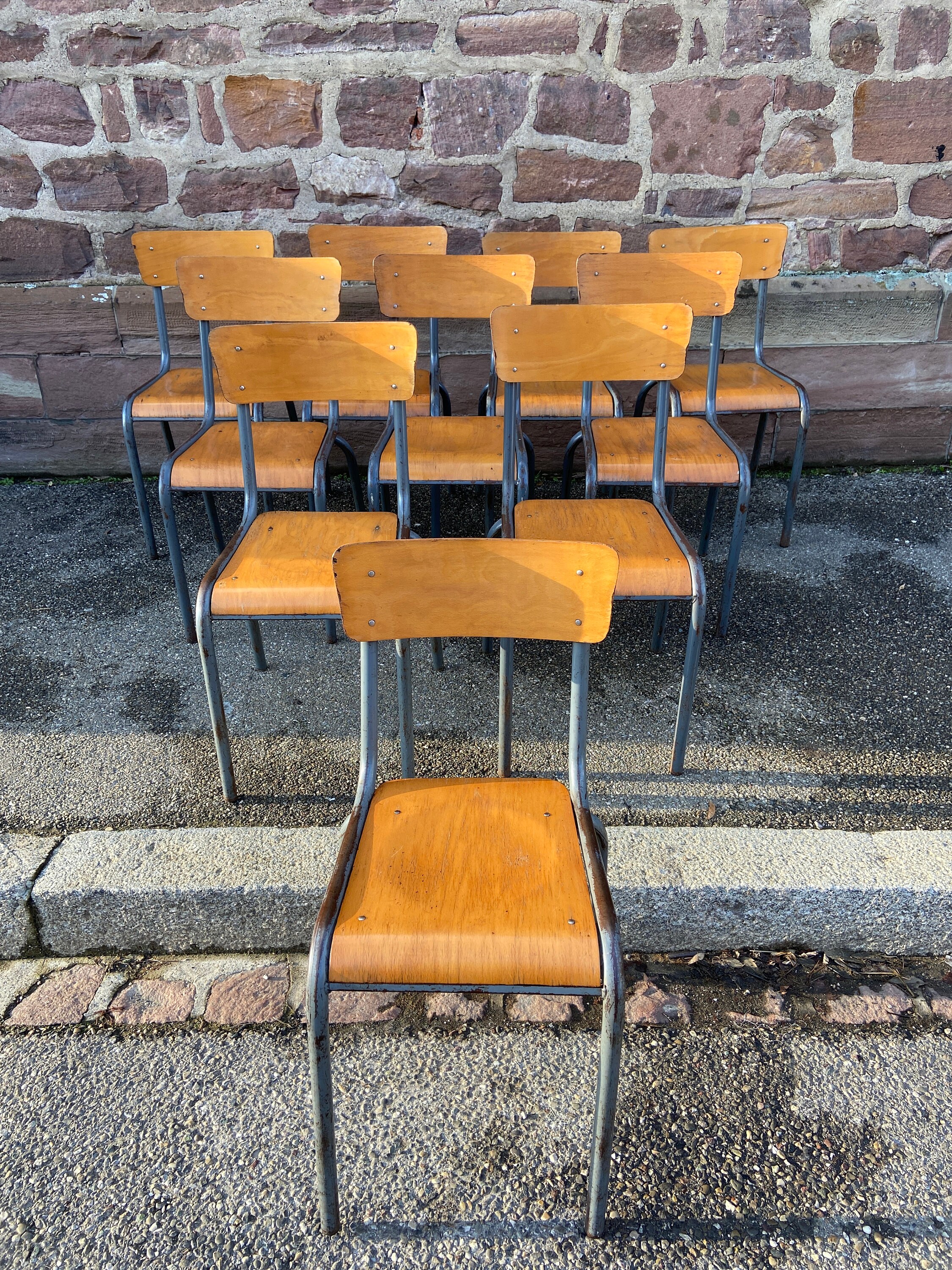 10 Vintage School Chairs in Metal and Wood Design Mid