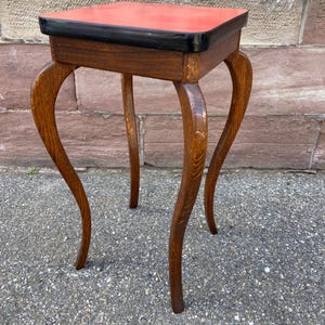 Formica pedestal table, small vintage Scandinavian coffee table, midcentury 50s Formica boho plant stand