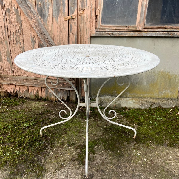 pedestal table iron metal garden bistro 60s vintage metal iron table garden romantic patio table