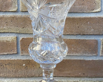 vase en cristal Taillé No Baccarat boheme tchécoslovaquie