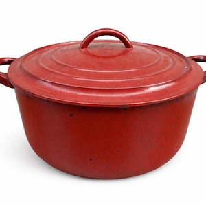 Vintage round Le Creuset France enameled cast iron casserole dish