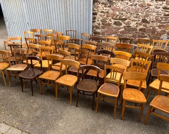 Lote de 50 sillas de bistró no coincidentes Restaurante francés THonet dismatch bistro de madera sillas de madera curvada baumann 60s