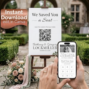 Puede incluir: Un letrero de boda con el texto "We Saved You a Seat" y un código QR. El letrero también incluye los nombres "Bethany & Gregory LOCKMILLER" y la fecha "10 de octubre de 2026". Un teléfono muestra un plano de asientos.