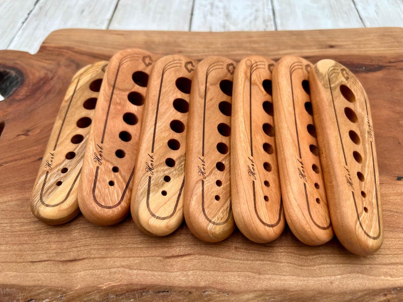 Handmade Cherry Herb Stripper: Kitchen Gardening Tool image 3