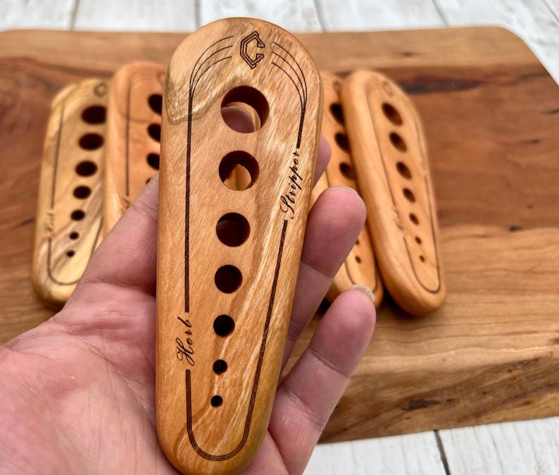Handmade Cherry Herb Stripper: Kitchen Gardening Tool image 5