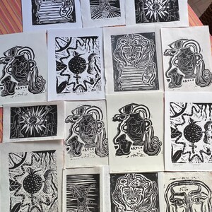 PRINTS linocut printmaking on various types of papers zdjęcie 1