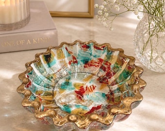 Plato de resina para baratijas con borde dorado / Cuenco de arte en vidrio roto / Plato multiusos hecho a mano / Plato para joyas / Decoración única para el hogar