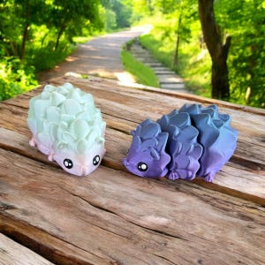 Adorable Flexi Hedgehog Fidget, 3D Printed Articulating Toy, Animal Lover Gift, Desk Toy, Stocking Stuffer