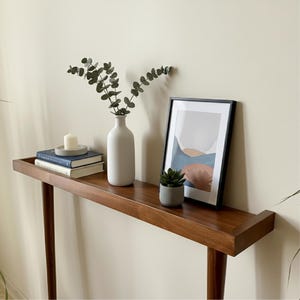 Consola estrecha de madera de haya hecha a mano: muebles de entrada modernos