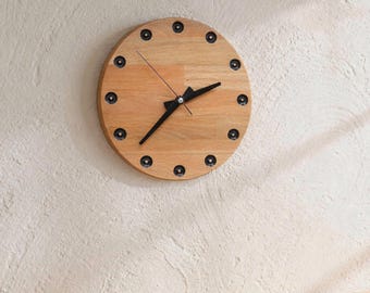 Reloj de pared de madera de carpe hecho a mano: 30 cm, estilo vintage