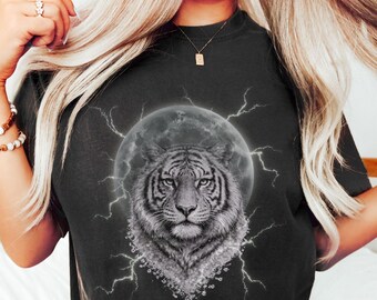 Tiger Comfort Colors® Shirt, Vintage Distressed Tiger T-Shirt, Oversized Retro Tiger T SHIRT, Trendy Grunge Indie Boho tee tiger Graphic Top