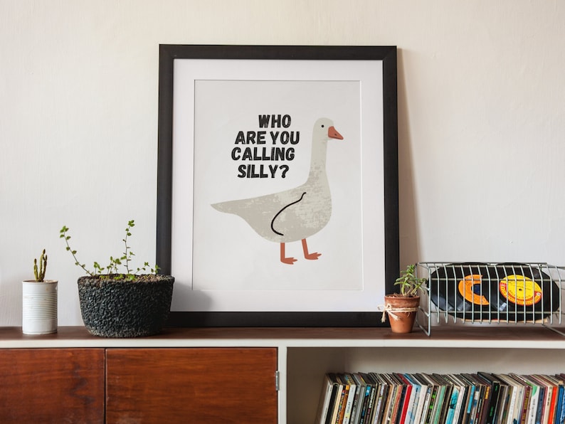 Grafika Silly Goose, zabawna dekoracja ścienna z motywem zwierzęcym (do pobrania w wersji cyfrowej) zdjęcie 1