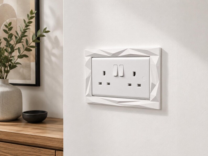 Geometric Plug Socket Surround | Modern Socket Frame | Decorative UK Socket Cover | Minimalist Wall Decor zdjęcie 3