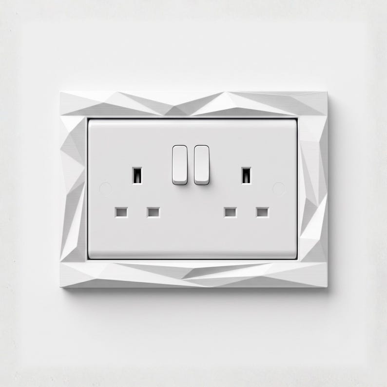 Geometric Plug Socket Surround | Modern Socket Frame | Decorative UK Socket Cover | Minimalist Wall Decor zdjęcie 1