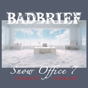 Puede incluir: Un escritorio de oficina blanco con una silla y un globo terráqueo se encuentra en una oficina cubierta de nieve. Las ventanas muestran un cielo azul y nubes. El texto "BADBRIEF Snow Office 7 1920x1080 3840x2160" es visible en la parte inferior de la imagen.