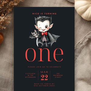 Dracula 1. Geburtstagseinladungsvorlage, Halloween-Vampir Einladen für Kinderpartys, bearbeitbare druckbare Karte