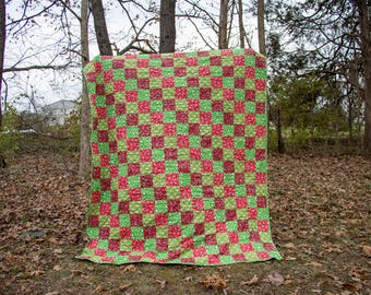 Christmas Quilt- Twin/Full Sized- Red and Green Checkerboard