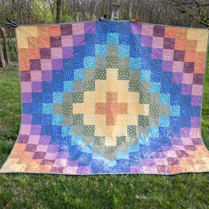 Queen Size Floral Quilt – Muted Rainbow Colors, Modern Lily Pad Quilting, Gray Floral Backing
