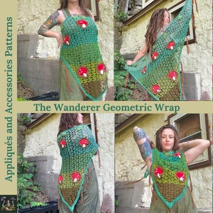 Puede incluir: Un chal geométrico en tonos verdes, marrones y amarillos, adornado con aplicaciones de setas rojas. El chal está tejido a ganchillo y presenta un diseño único. El texto "The Wanderer Geometric Wrap" es visible.