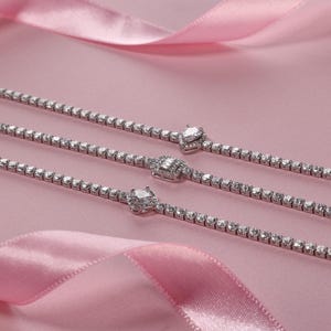 Pulsera de tenis con circonitas y diamantes: Acero de ley, redonda/rectangular/colgante - Caja de joyería personalizada