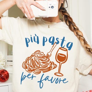 Amore Pasta Vino T-Shirt: Retro Italian Foodie Tee