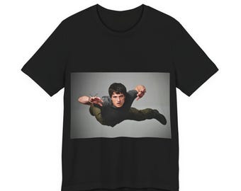 Shirt Josh Hutcherson | Overhemd acteur | T-shirt Fluitje Meme | Fluitje Baby | Peeta-shirt | Grappige shirts | Tiktok-shirts | Cadeaus Zacht katoen