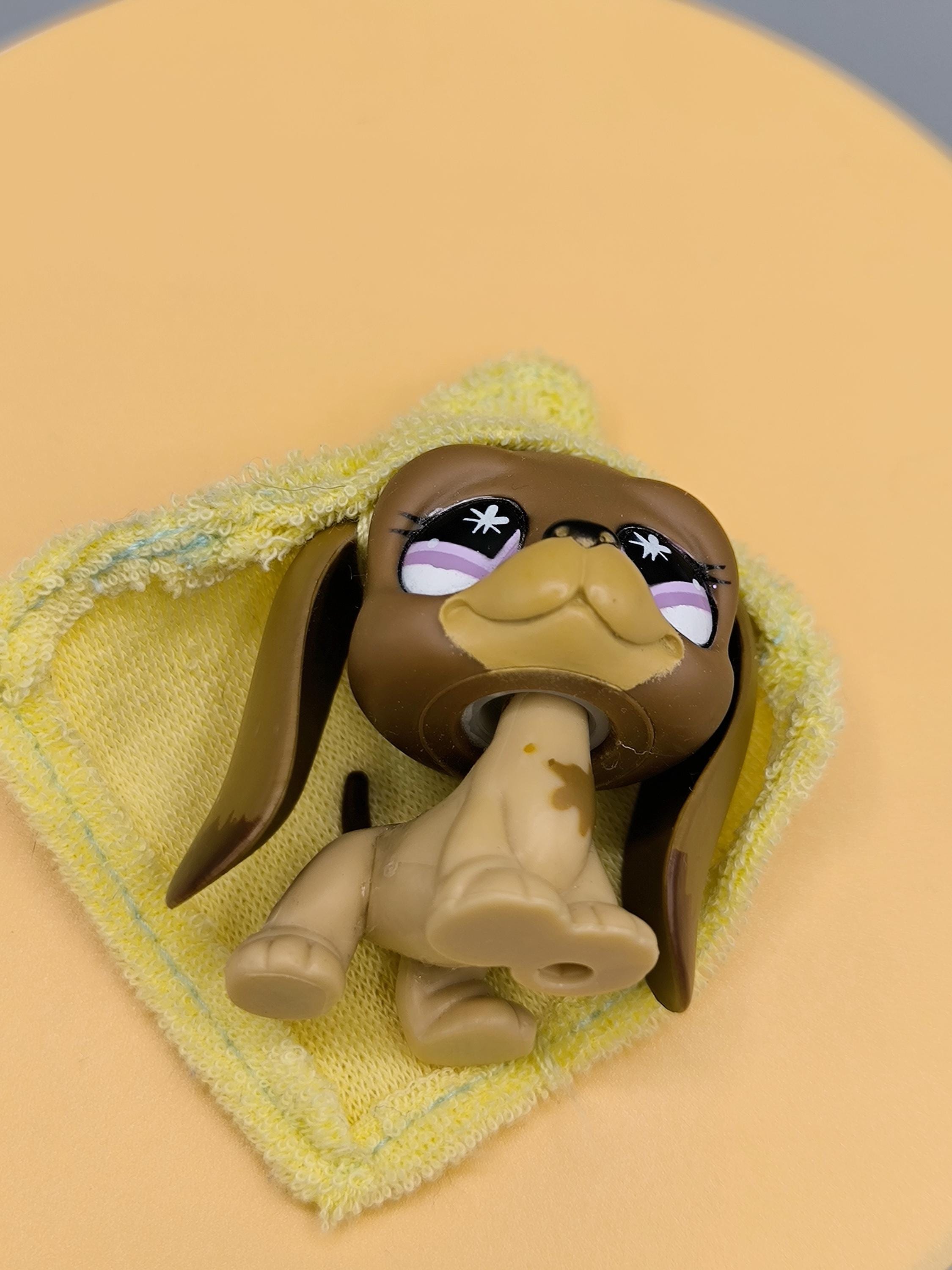 BREE LA BASSET HOUND DOG #255 - Authentic Littlest Pet Shop - Hasbro LPS