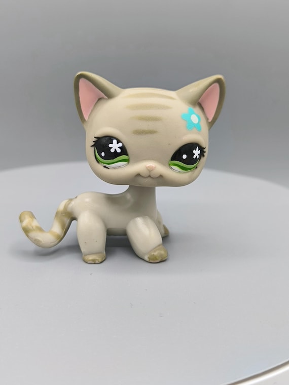 Littlest Pet Shop Shorthair Сat #483, Authentic Pet Figurine, Rare