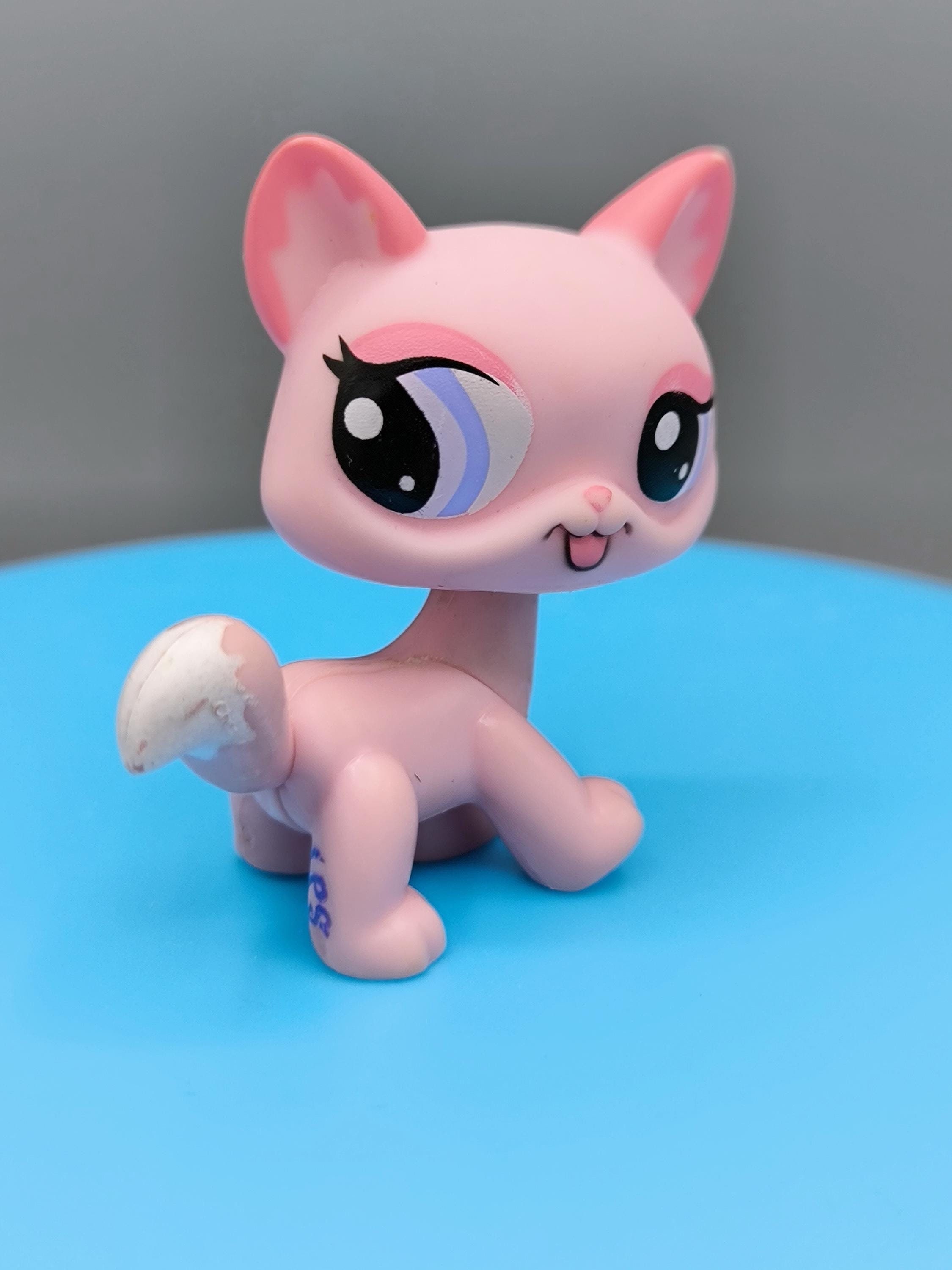Littlest Pet Shop Cat #1313, Pink Cat With Sticker Eyes, Authentic
