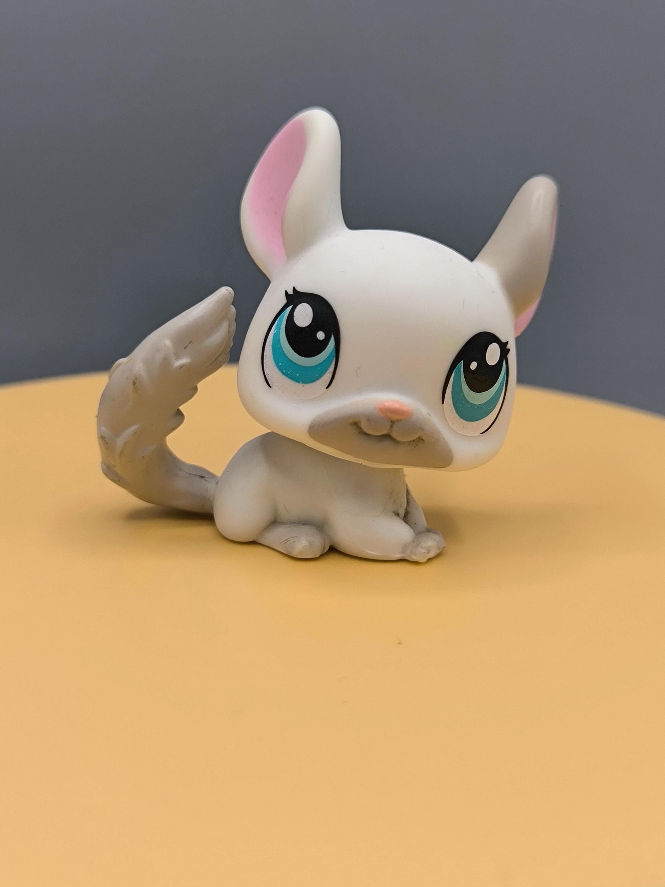 【専用】petcha様 Littlest Pet Shop Chinchilla #1401, Authentic Pet Figurine, LPS
